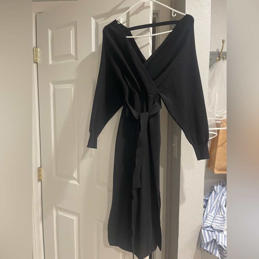 Fashion Nova Classic Black Midi Dress